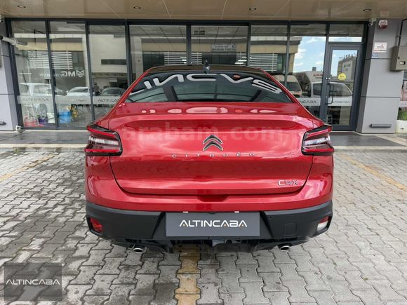 ALTINCABA'DAN 2024 CİTROEN C4 X 1.2 PURETECH SHİNE 6.500KM