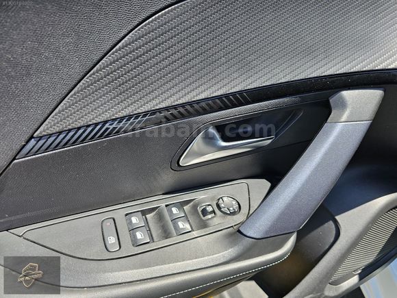 SMS MOTORS 2020 PEUGEOT 2008 1.5BLUEHDI ALLURE+CAMTAVAN+GERİGÖRŞ