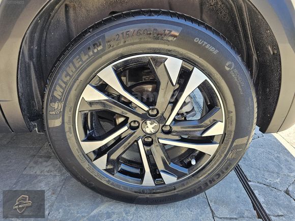 SMS MOTORS 2020 PEUGEOT 2008 1.5BLUEHDI ALLURE+CAMTAVAN+GERİGÖRŞ