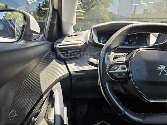 SMS MOTORS 2020 PEUGEOT 2008 1.5BLUEHDI ALLURE+CAMTAVAN+GERİGÖRŞ