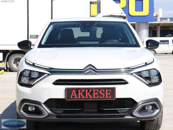 2024 C4X 1.2 SHİNE OTOMATİK 130BG HAYALET-KAMERA-HEAD UP-BEYAZ