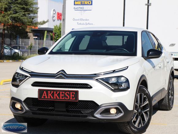 2024 C4X 1.2 SHİNE OTOMATİK 130BG HAYALET-KAMERA-HEAD UP-BEYAZ
