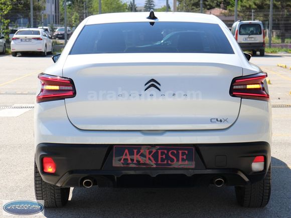 2024 C4X 1.2 SHİNE OTOMATİK 130BG HAYALET-KAMERA-HEAD UP-BEYAZ