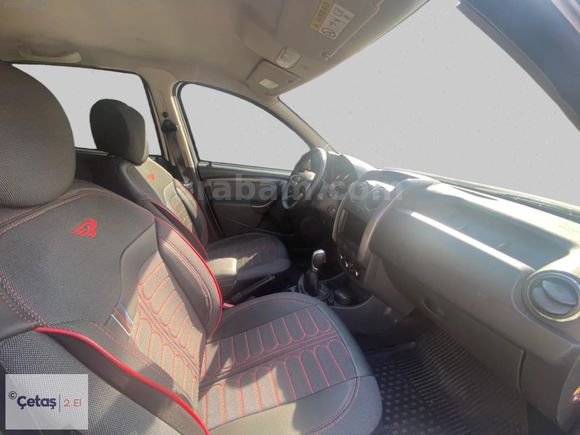 ÇETAŞ RENAULT MAHMUTBEYDEN 2017 DUSTER 1.5 dCİ EDC LAUREATE 4x2