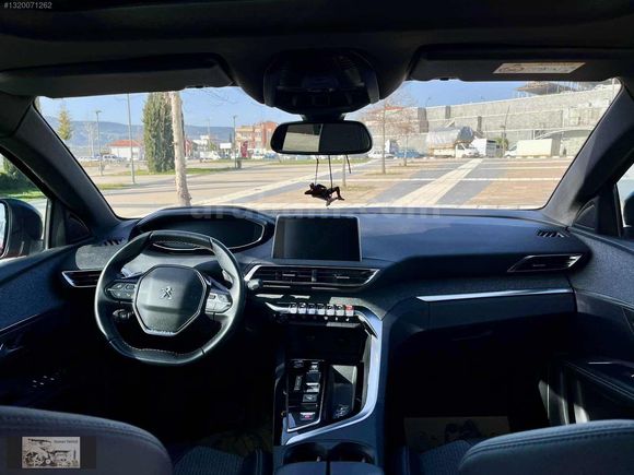 2023 MODEL 40000 KM'DE BOYASIZ 3008 1.5 BlueHDI ALLURE