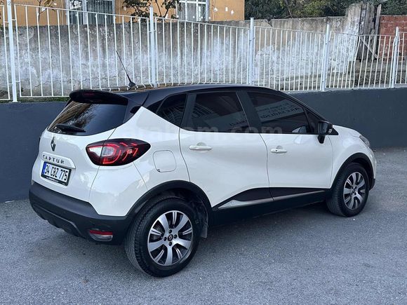 2019 ÇIKIŞLI CAPTUR 1.5 TOUCH OTOMATİK DİZEL HATASIZ BOYASIZ