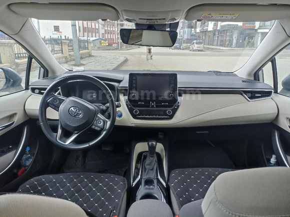 1.8 hbyrid otomatik
