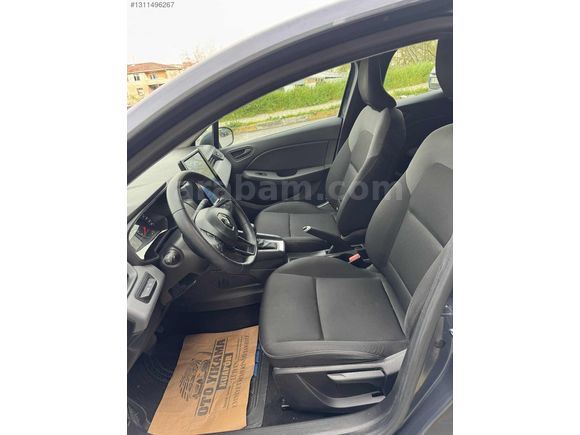 YILMAZLAR AUTO CARS DAN HATASIZ 2022 MODEL CLİO 1.0 TCE