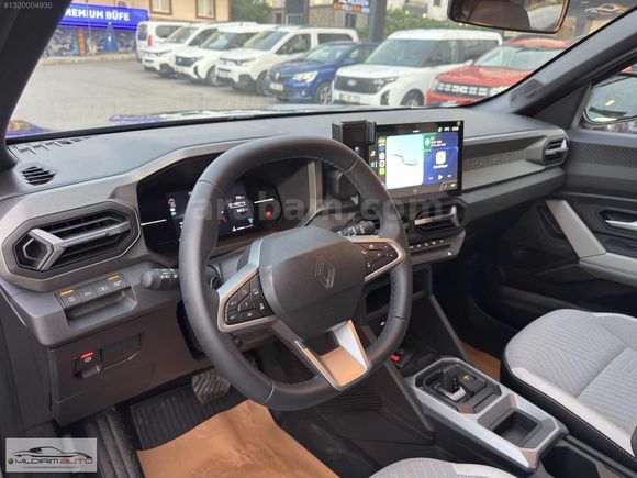 2025 RENAULT DUSTER 1.3 TCE EDC TECHNO %20 KDVLİ HATASIZ EN DOLU