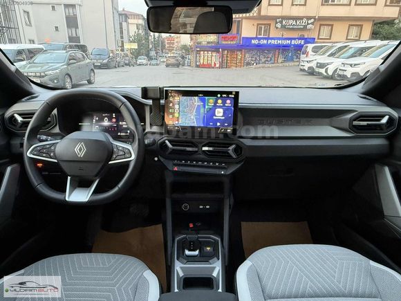 2025 RENAULT DUSTER 1.3 TCE EDC TECHNO %20 KDVLİ HATASIZ EN DOLU