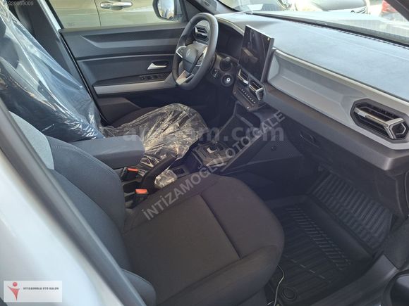 2025 MODEL RENAULT DUSTER 1.3 TCE EVOLUTİON 6001 KM BOYASIZ
