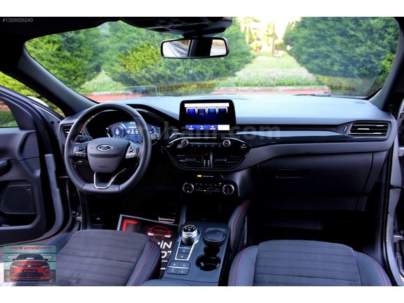İLK SAHİBNDEN 2023 FORD KUGA ST-LİNE 182HP BOYASIZ 36BİN DE