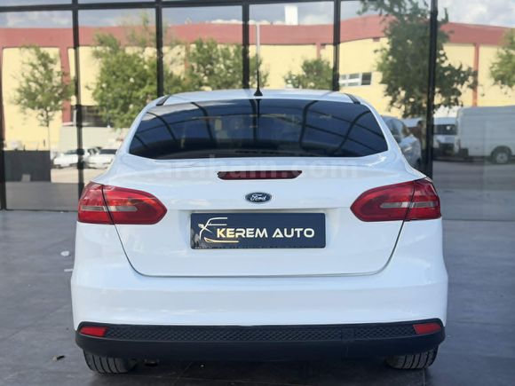 2015 FORD FOCUS 1.5 TDCİ TREND X POWERSHIFT MASRAFSIZ +