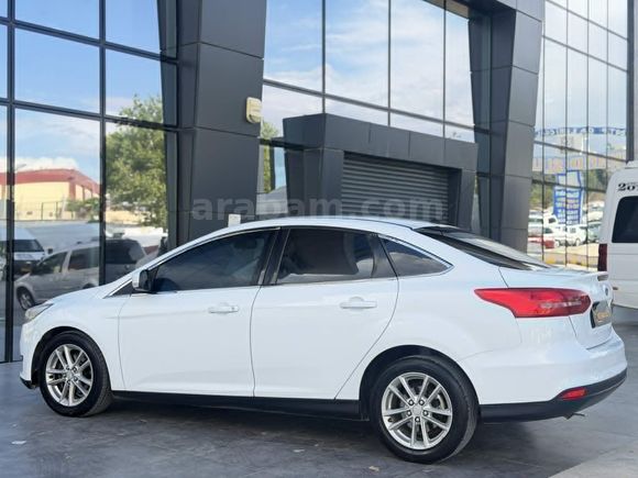 2015 FORD FOCUS 1.5 TDCİ TREND X POWERSHIFT MASRAFSIZ +