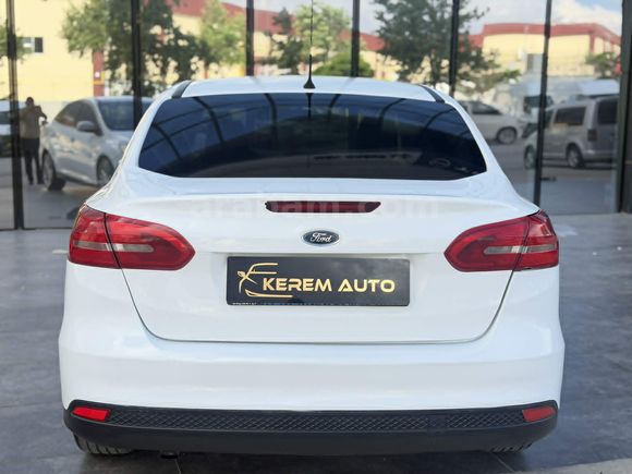 2015 FORD FOCUS 1.5 TDCİ TREND X POWERSHIFT MASRAFSIZ +
