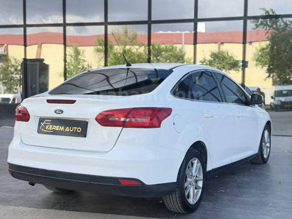 2015 FORD FOCUS 1.5 TDCİ TREND X POWERSHIFT MASRAFSIZ +