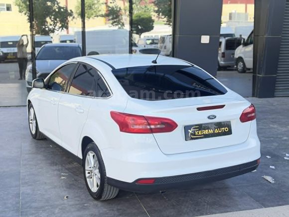 2015 FORD FOCUS 1.5 TDCİ TREND X POWERSHIFT MASRAFSIZ +