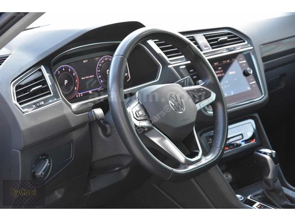 2021 model Volkswagen Tiguan 1.5 TSI ACT Elegance