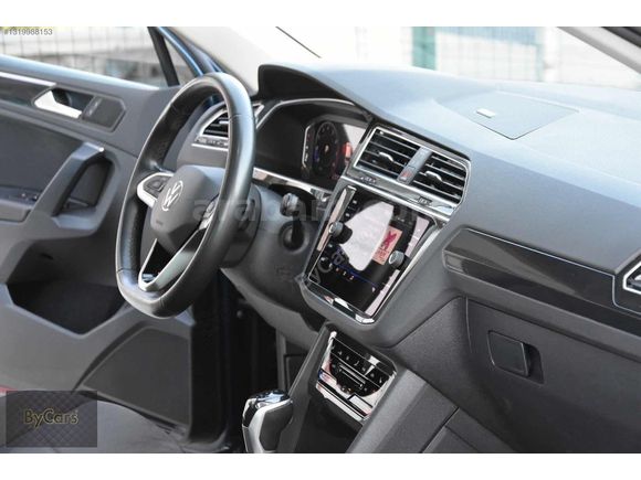 2021 model Volkswagen Tiguan 1.5 TSI ACT Elegance