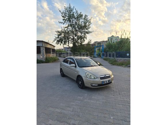 Otomatik vites Hyundai Accent Era 1.4 Select Degişensiz 3 Parça Boyalı