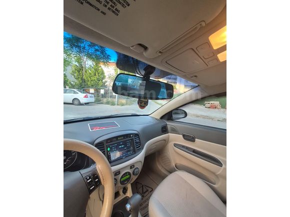 Otomatik vites Hyundai Accent Era 1.4 Select Degişensiz 3 Parça Boyalı