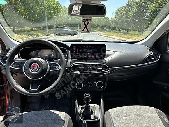 2021 EGEA CROSS 1.4 FİRE LOUNGE DÜŞÜK KM
