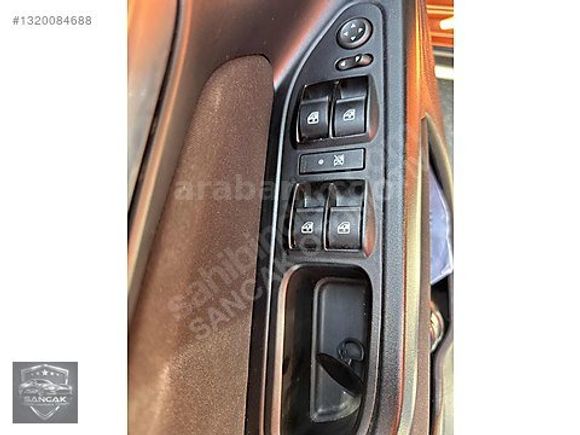 2021 EGEA CROSS 1.4 FİRE LOUNGE DÜŞÜK KM