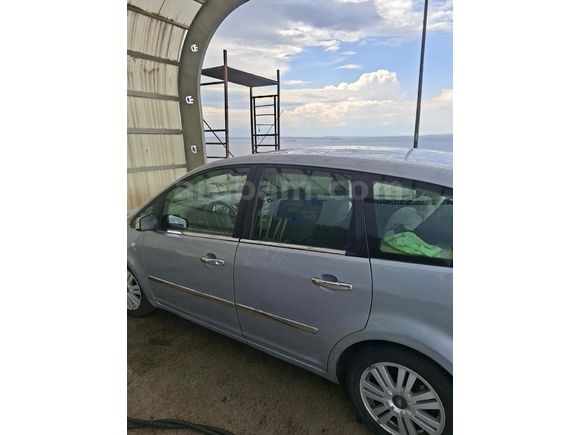 Sahibinden Ford C-Max 1.6 TDCi Ghia 2005 Model