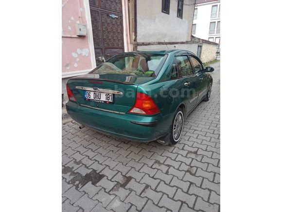 Sahibinden Ford Focus 1.6 Ambiente 2000 Model (bakımları yeni yapılmıştır)