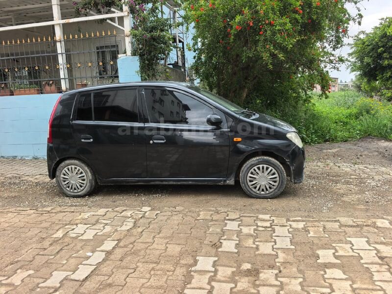 Sahibinden Daihatsu Cuore 1.0 Low Grade 2007 Model Hatay 172.000 km Siyah