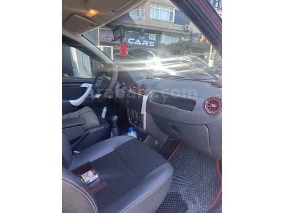Sahibinden Dacia Sandero 1.6 Stepway 2012 Model 