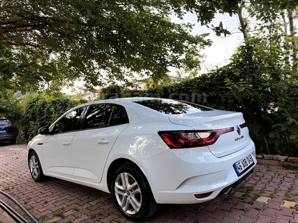 Sahibinden Renault Megane 1.5 Blue DCI Joy 2020 Model