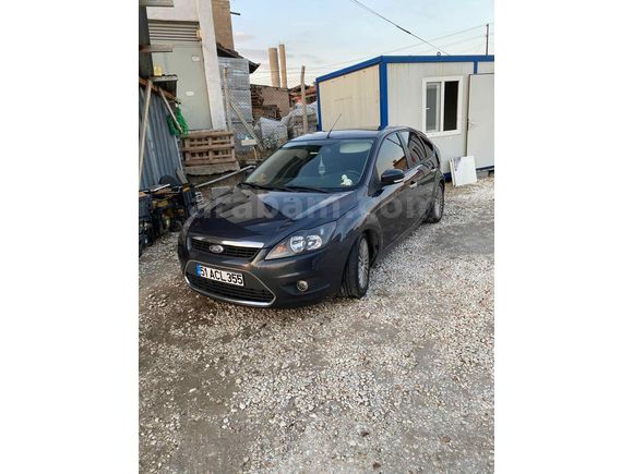 Sahibinden Ford Focus 1.6 TDCi Titanium 2011 Model  188.000 km Gri (metalik)