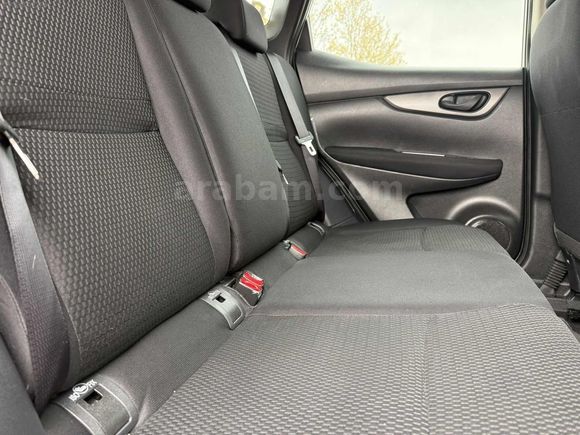 2016-NİSSAN-QASHQAI-1.2DIGT-VİSİA-OTOMATİK-KM:69.500-HATASIZ-