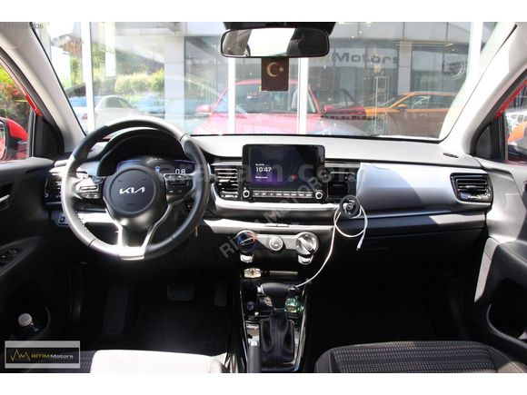 RİTİM MOTORS KİA STONİC 2024 ELEGANCE SANROOF HATASIZ
