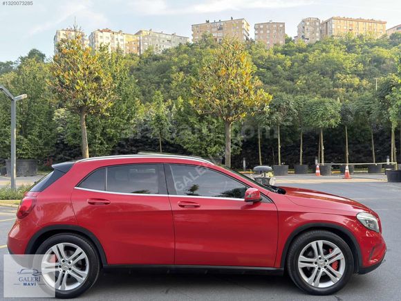 GALERİ MAVİ'DEN 2014 MODEL GLA200 URBAN CAM TAVANLI