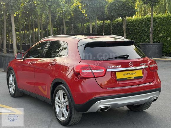 GALERİ MAVİ'DEN 2014 MODEL GLA200 URBAN CAM TAVANLI