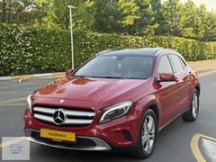 GALERİ MAVİ'DEN 2014 MODEL GLA200 URBAN CAM TAVANLI