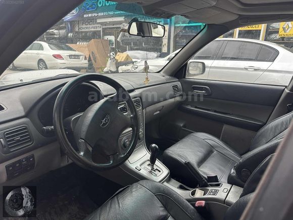 SUBARU FORESTER TURBO MOTOR