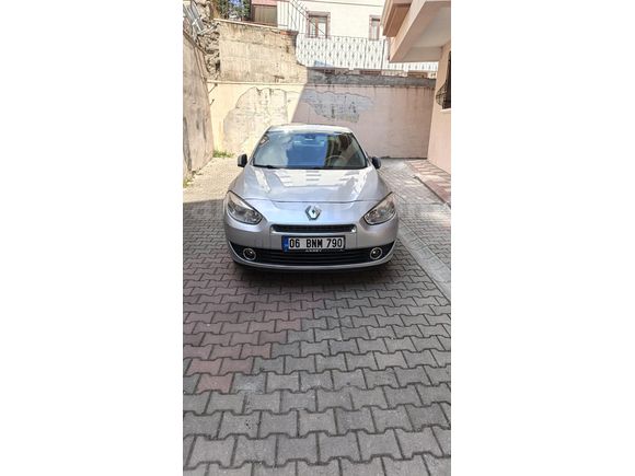 Sahibinden Renault Fluence 1.6 Privilege 2011 Model