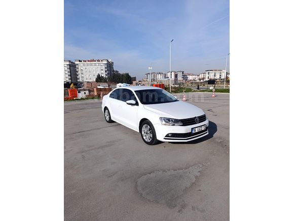 Sahibinden Volkswagen Jetta 1.2 TSi BlueMotion Comfortline 2017 Model  53.000 km Beyaz