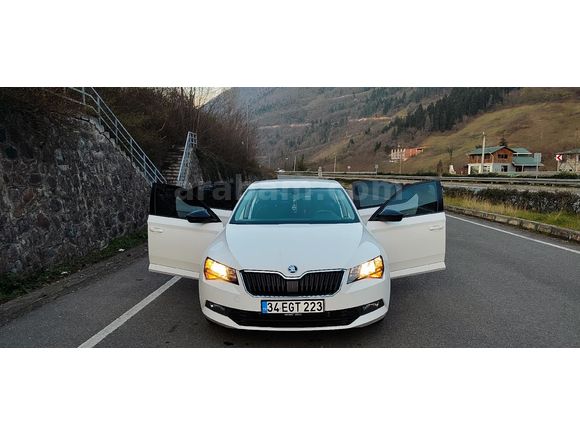 Sahibinden Skoda SuperB 1.6 TDI Active 2016 Model  233.000 km Beyaz