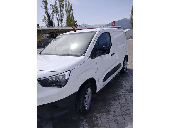 Sahibinde boyasız 38000 km de