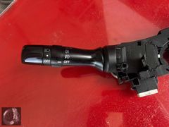 2007-2013 COROLLA SİNYAL KOLU