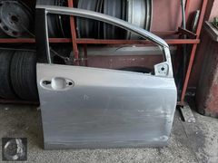 TOYOTA YARİS SAĞ ÖN KAPI 2006-2011