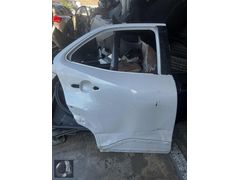 YARİS CROSS SAĞ ARKA KAPI ÇIKMA