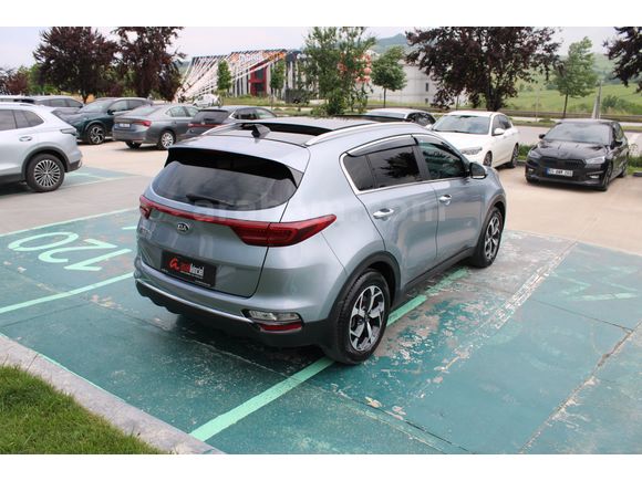 Kia Sportage 1.6CRDI ELEGANCE