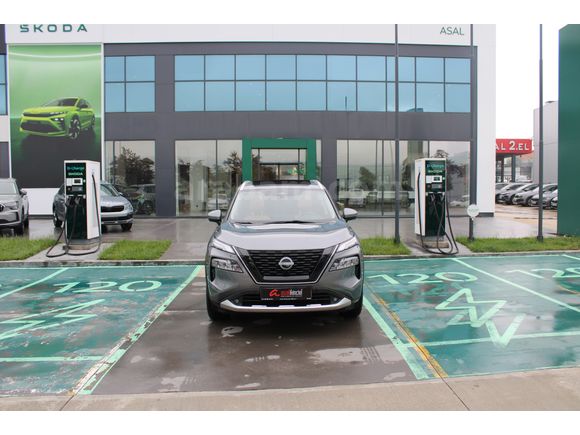 Nissan X-Trail PLATİNUM PREMİUM 7KOLTUK