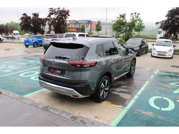Nissan X-Trail PLATİNUM PREMİUM 7KOLTUK