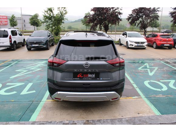 Nissan X-Trail PLATİNUM PREMİUM 7KOLTUK